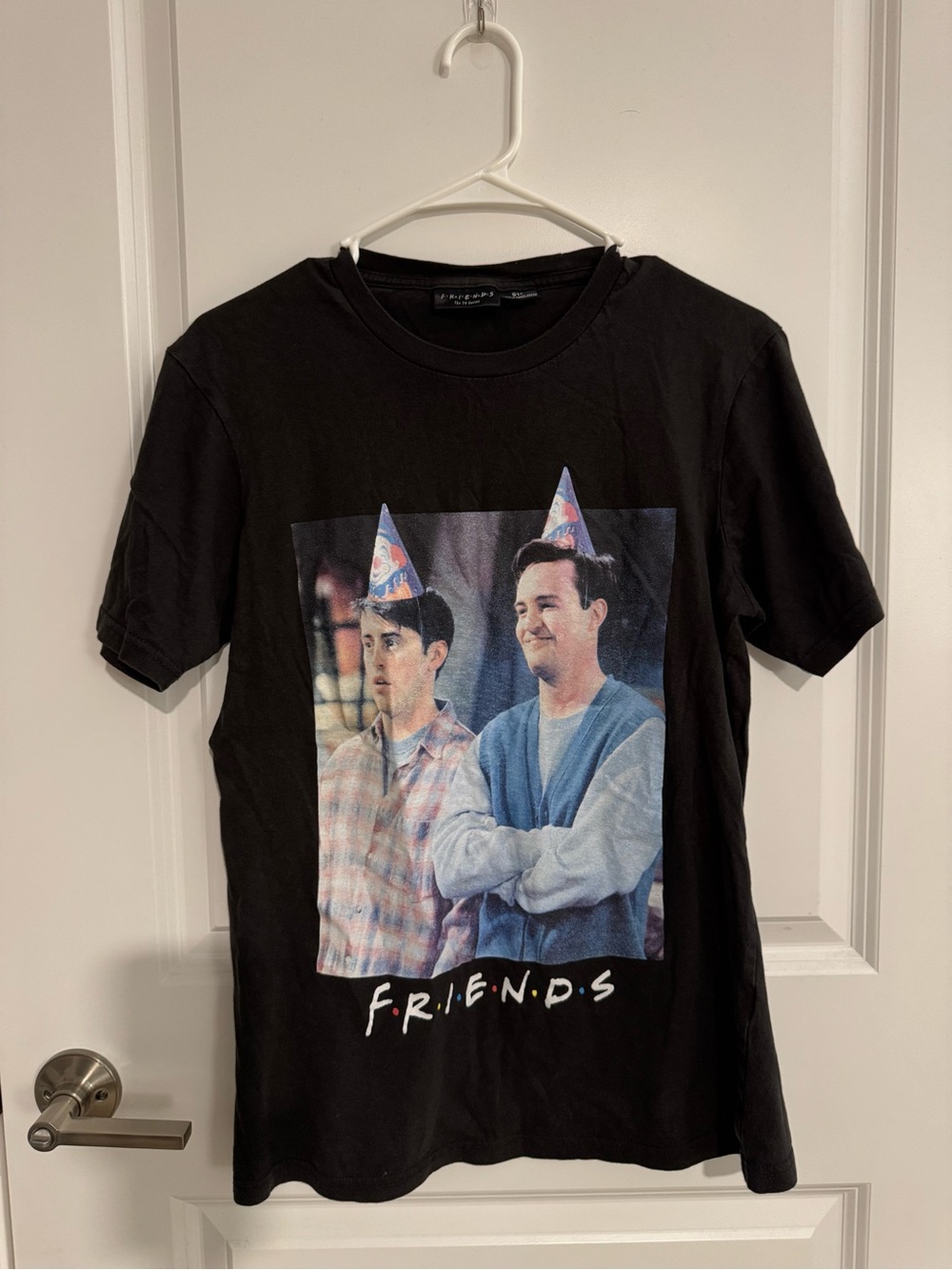 Hot Topic Black Friends Photo Graphic Tee